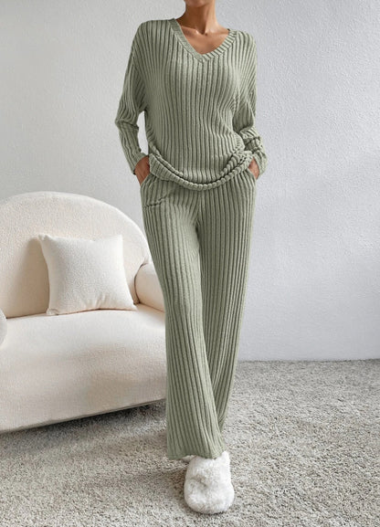 Solid Striped Lounge Set